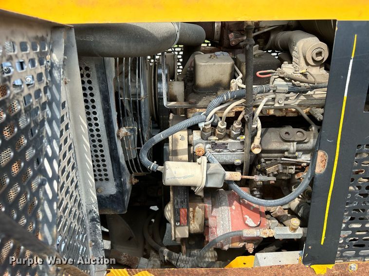 image for item DQ0876 Trackless Vehicles Ltd. MT5T  tool carrier