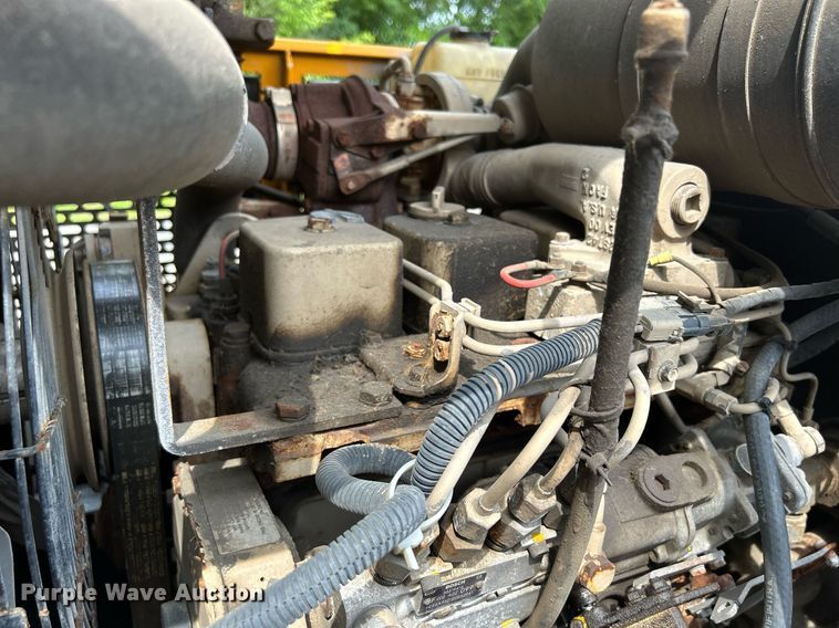 image for item DQ0876 Trackless Vehicles Ltd. MT5T  tool carrier