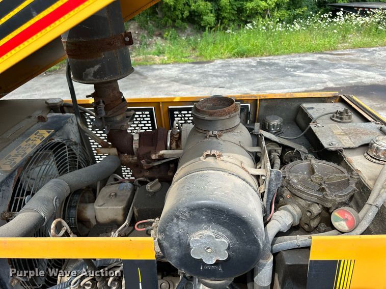 image for item DQ0876 Trackless Vehicles Ltd. MT5T  tool carrier