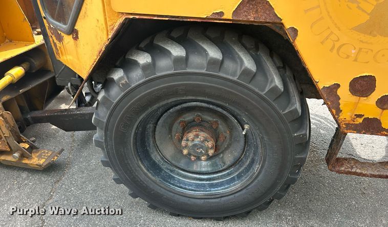 image for item DQ0876 Trackless Vehicles Ltd. MT5T  tool carrier