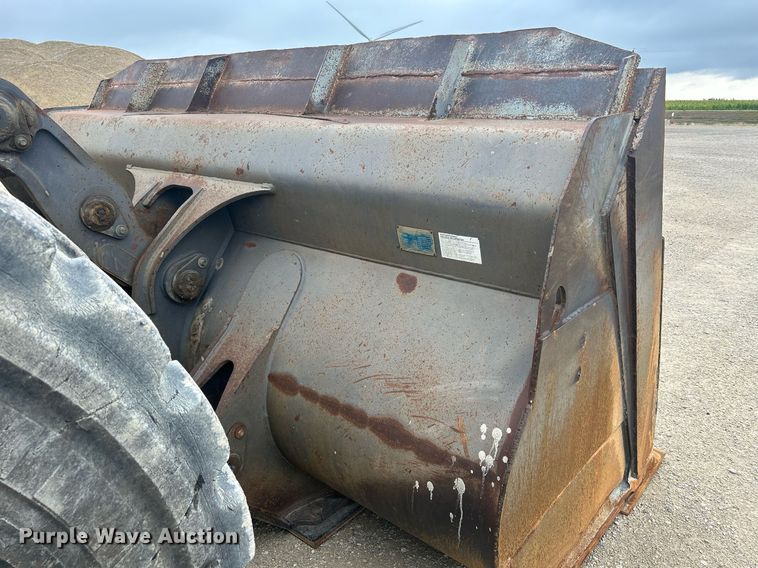 image for item DQ0889 1999 Volvo L150C  wheel loader