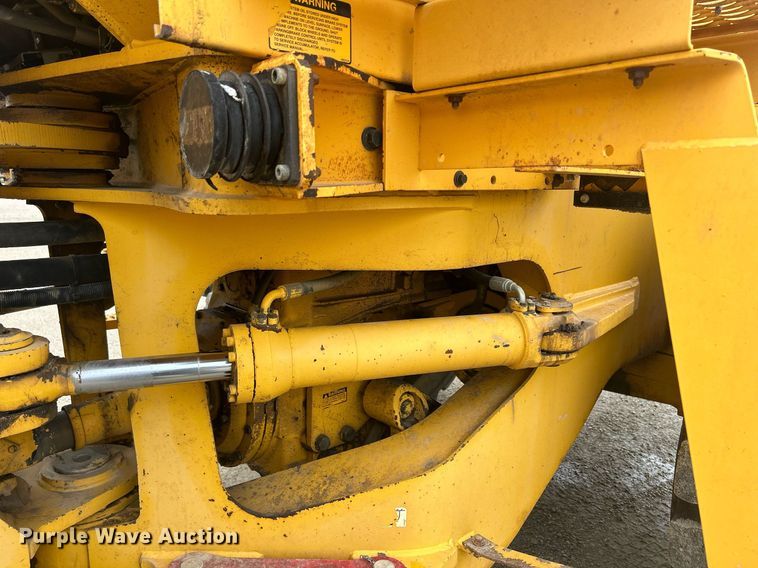 image for item DQ0889 1999 Volvo L150C  wheel loader