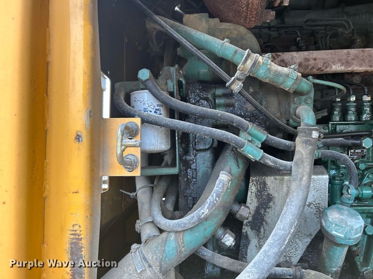 image for item DQ0889 1999 Volvo L150C  wheel loader