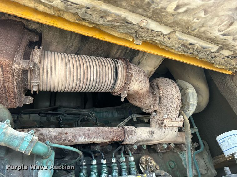 image for item DQ0889 1999 Volvo L150C  wheel loader