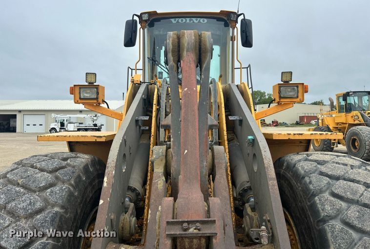 image for item DQ0890 2007 Volvo L180E  wheel loader