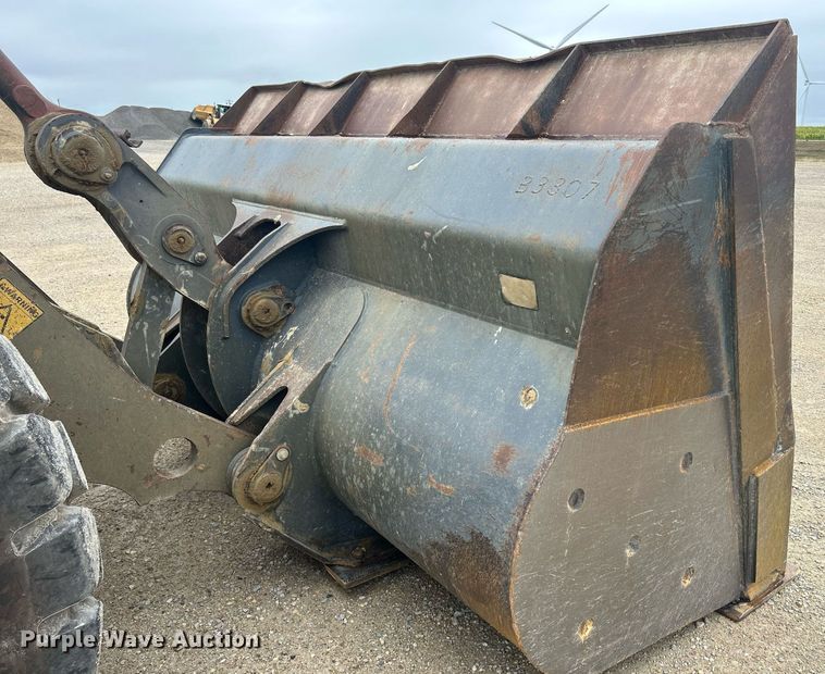 image for item DQ0890 2007 Volvo L180E  wheel loader