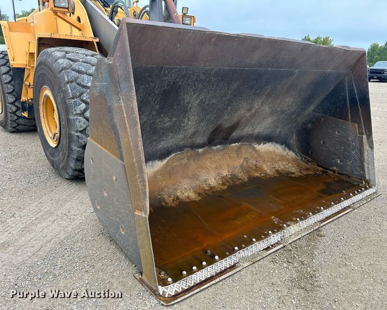 image for item DQ0890 2007 Volvo L180E  wheel loader