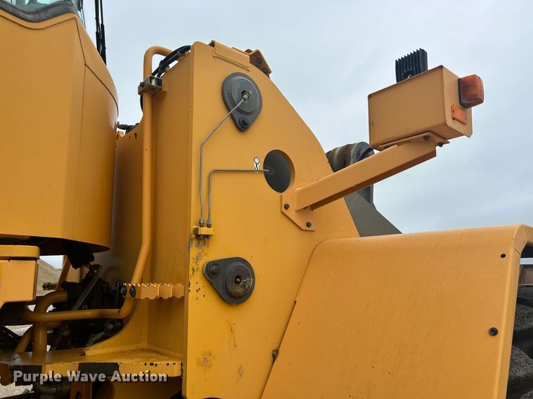 image for item DQ0890 2007 Volvo L180E  wheel loader