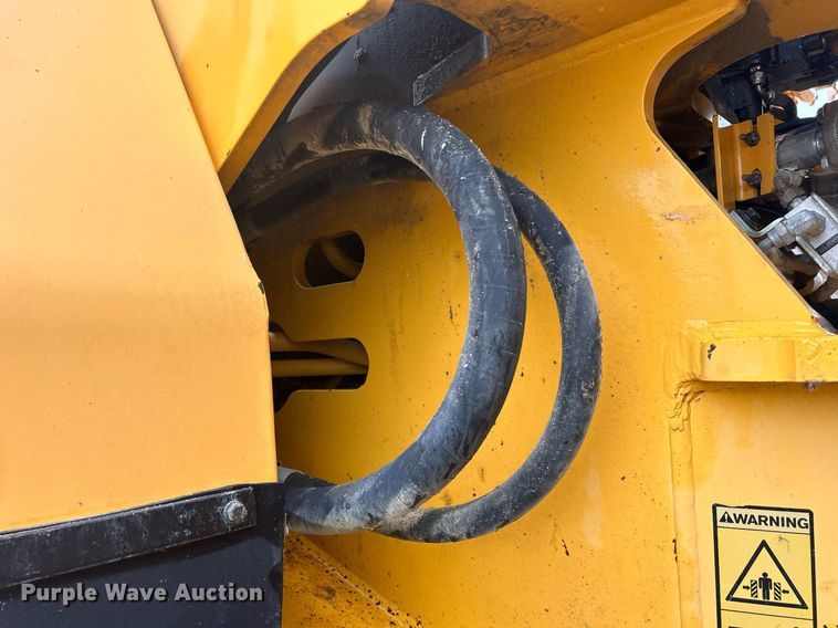 image for item DQ0890 2007 Volvo L180E  wheel loader