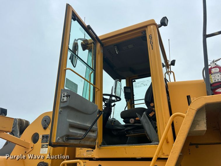 image for item DQ0890 2007 Volvo L180E  wheel loader