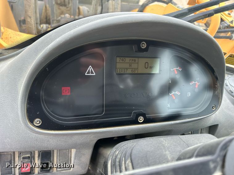 image for item DQ0890 2007 Volvo L180E  wheel loader