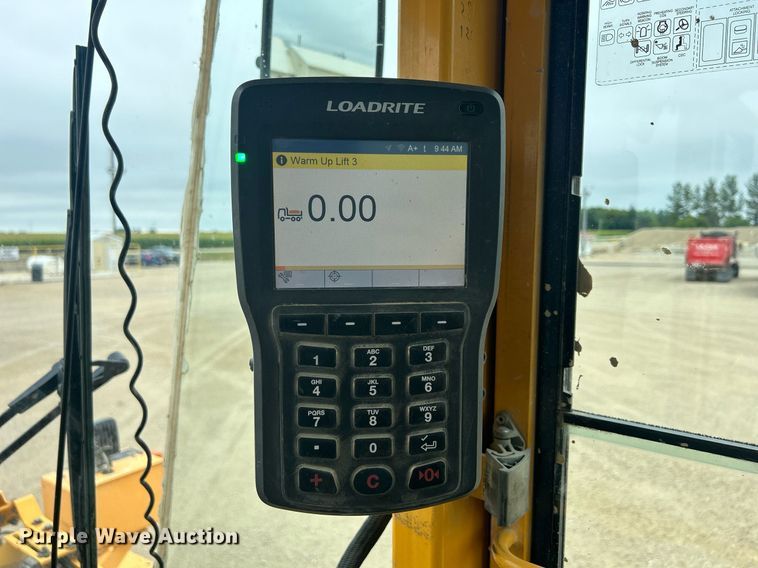 image for item DQ0890 2007 Volvo L180E  wheel loader