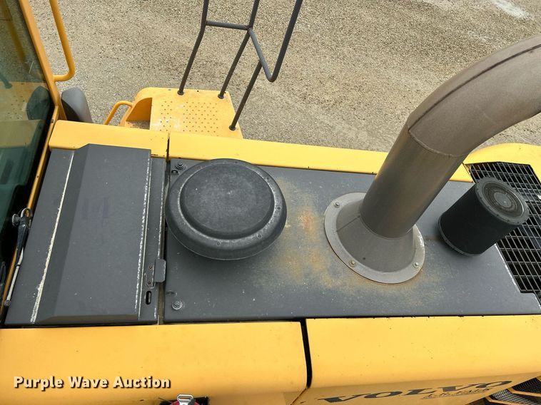 image for item DQ0890 2007 Volvo L180E  wheel loader