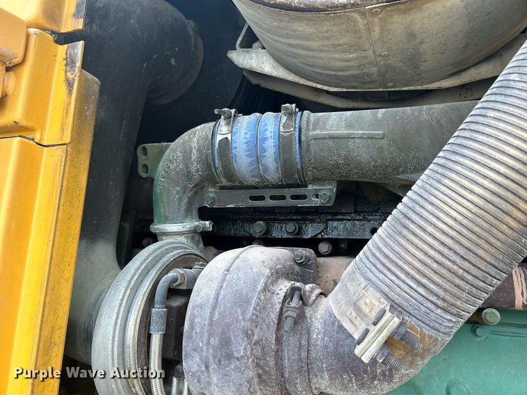 image for item DQ0890 2007 Volvo L180E  wheel loader