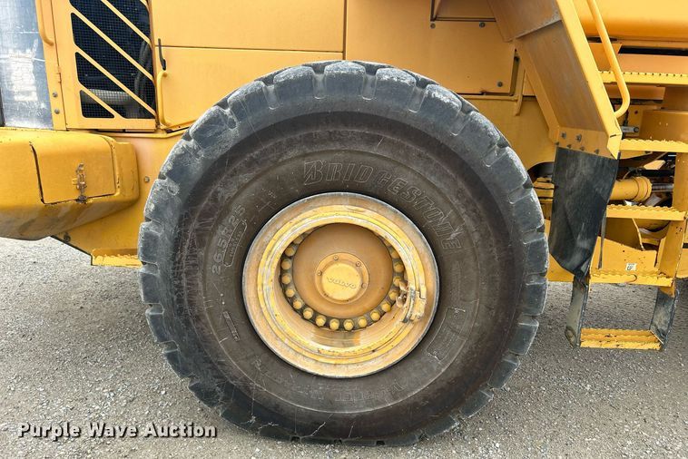 image for item DQ0890 2007 Volvo L180E  wheel loader