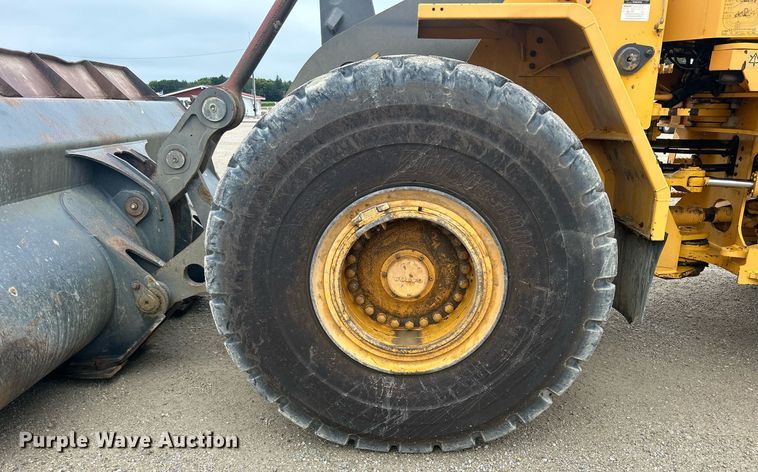 image for item DQ0890 2007 Volvo L180E  wheel loader
