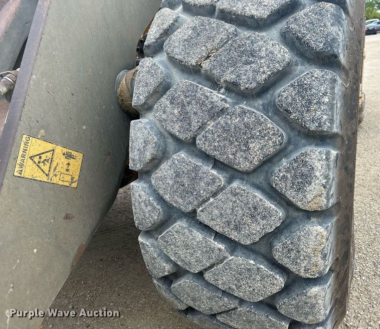 image for item DQ0890 2007 Volvo L180E  wheel loader