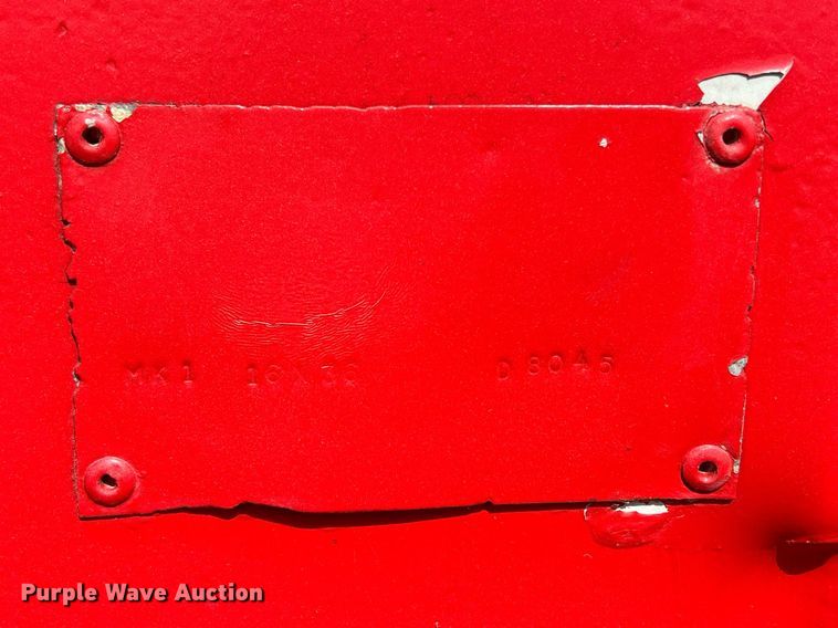 image for item DQ0891 1997 Ford LT9000  dump truck