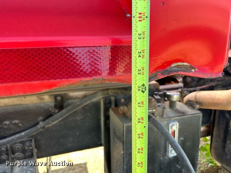 image for item DQ0891 1997 Ford LT9000  dump truck