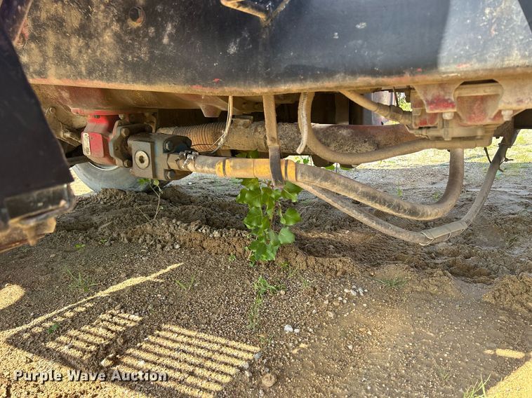 image for item DQ0891 1997 Ford LT9000  dump truck