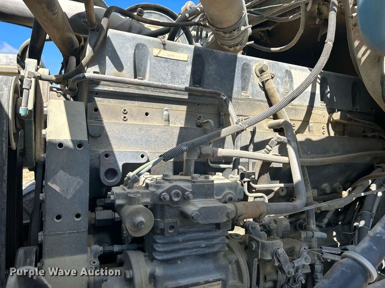 image for item DQ0891 1997 Ford LT9000  dump truck