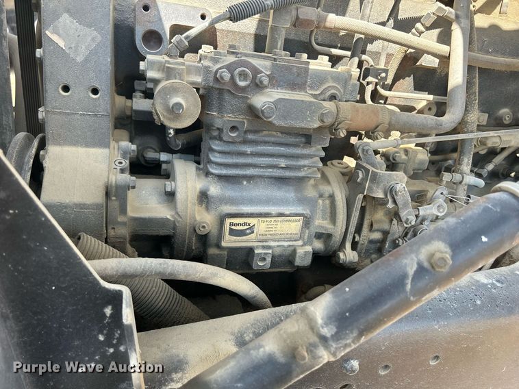 image for item DQ0891 1997 Ford LT9000  dump truck