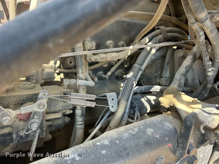 image for item DQ0891 1997 Ford LT9000  dump truck