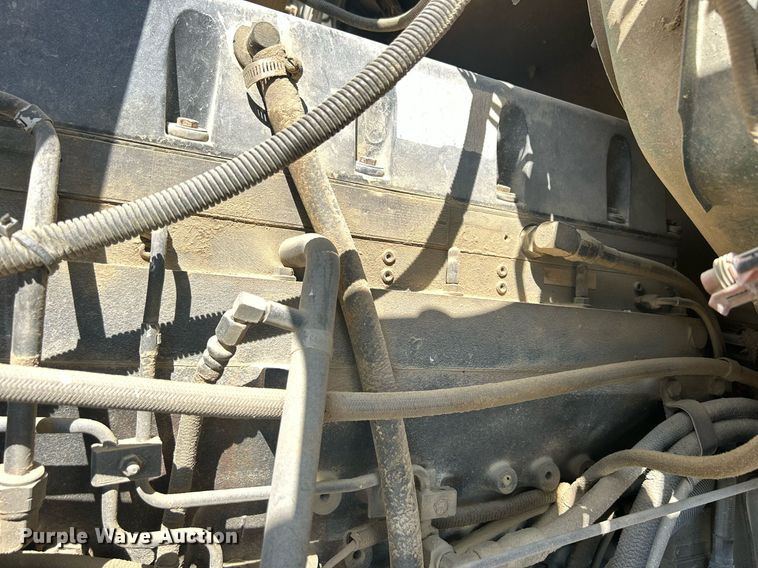 image for item DQ0891 1997 Ford LT9000  dump truck