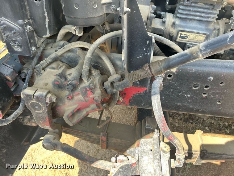 image for item DQ0891 1997 Ford LT9000  dump truck