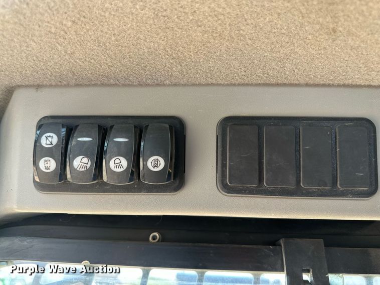 image for item DQ1340 2015 Caterpillar 259D  tracked skid steer loader