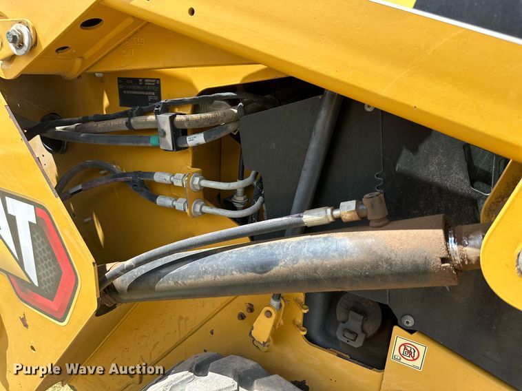 image for item DQ1340 2015 Caterpillar 259D  tracked skid steer loader