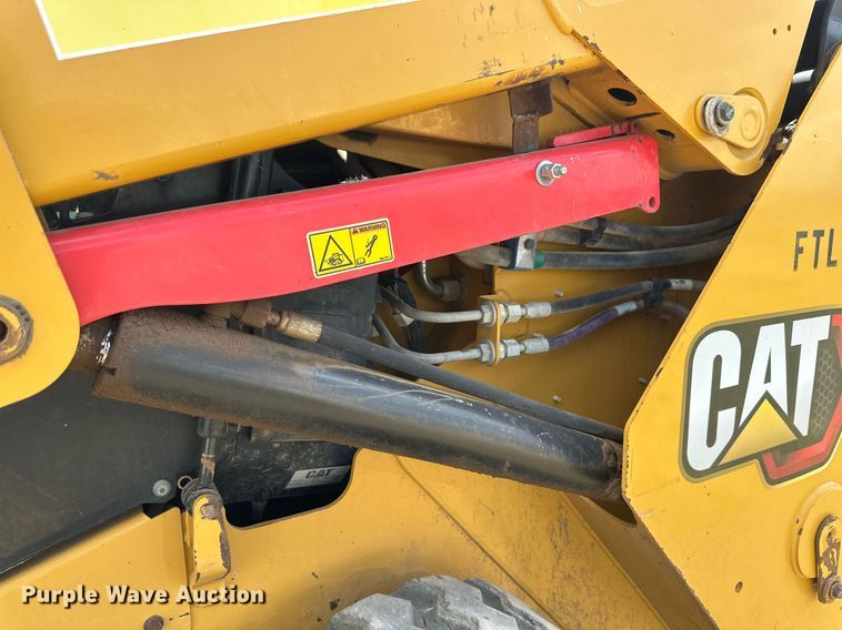 image for item DQ1340 2015 Caterpillar 259D  tracked skid steer loader