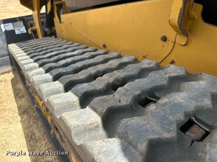 image for item DQ1340 2015 Caterpillar 259D  tracked skid steer loader