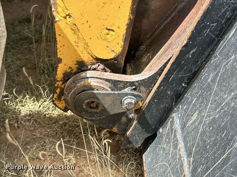 image for item DQ1341 2008 Caterpillar 242B2  skid steer loader