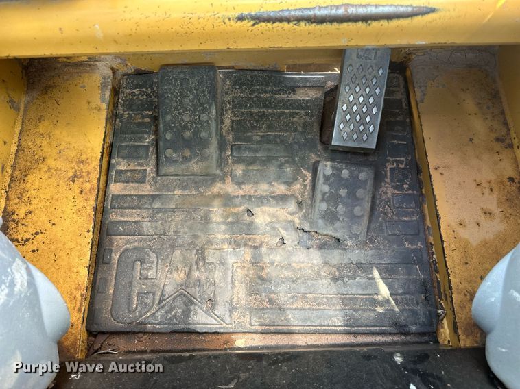 image for item DQ1341 2008 Caterpillar 242B2  skid steer loader