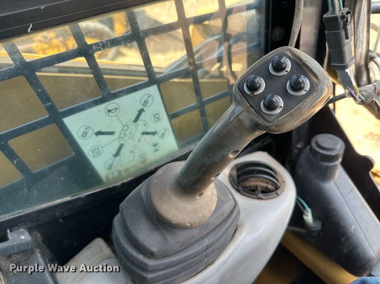 image for item DQ1341 2008 Caterpillar 242B2  skid steer loader