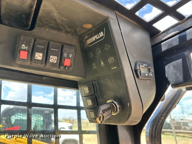 image for item DQ1341 2008 Caterpillar 242B2  skid steer loader