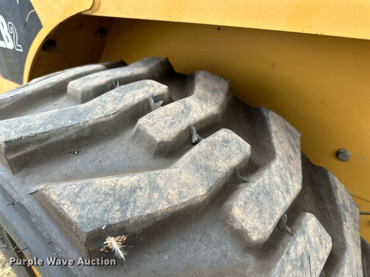 image for item DQ1341 2008 Caterpillar 242B2  skid steer loader