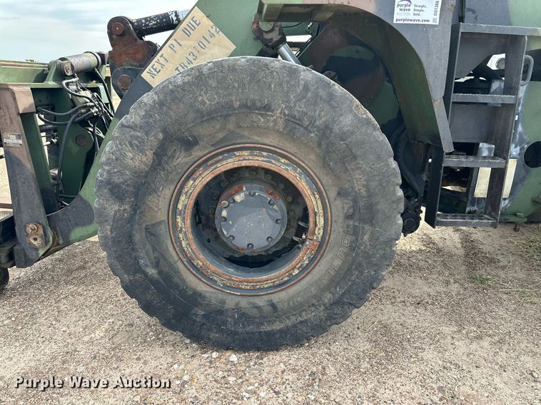 image for item DQ1366 1983 International M100A  wheel loader