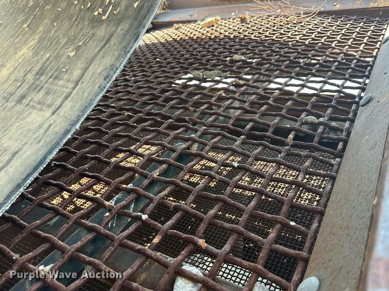 image for item DQ1367 Astec 2512 KT  screening plant