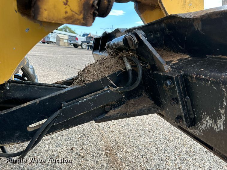 image for item DQ1368 2009 Vermeer RTX750  trencher