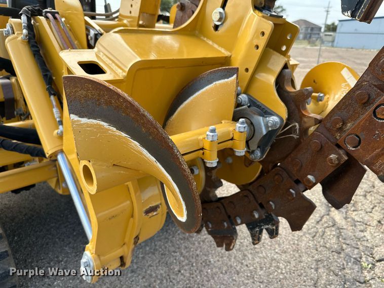 image for item DQ1368 2009 Vermeer RTX750  trencher