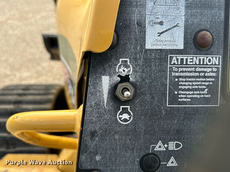 image for item DQ1368 2009 Vermeer RTX750  trencher