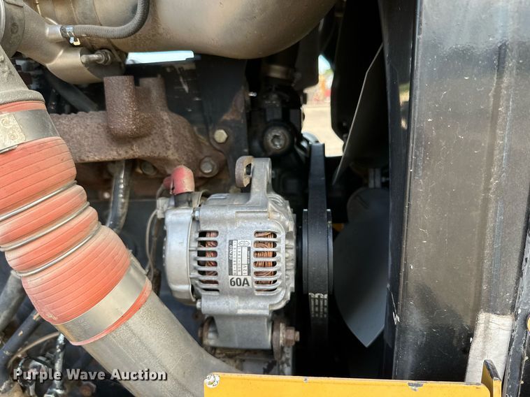 image for item DQ1368 2009 Vermeer RTX750  trencher