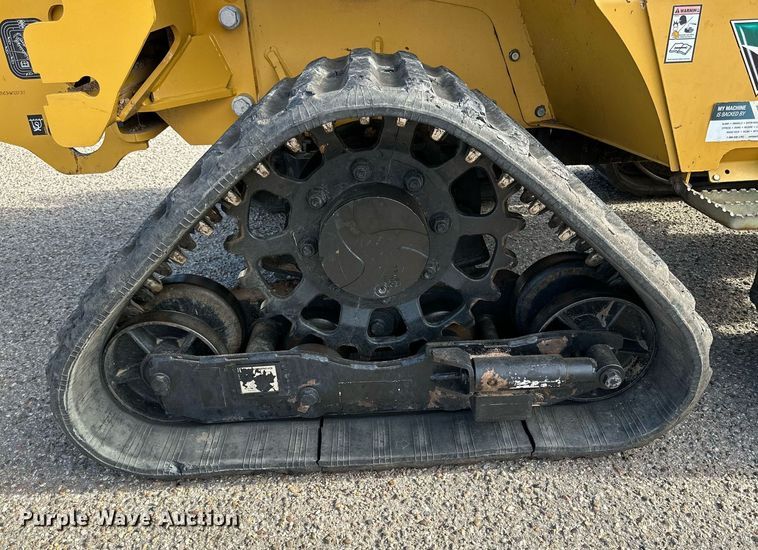 image for item DQ1368 2009 Vermeer RTX750  trencher