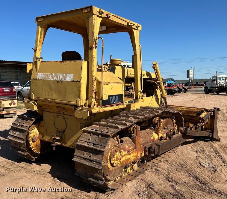image for item DQ1371 1984 Caterpillar D6D  dozer
