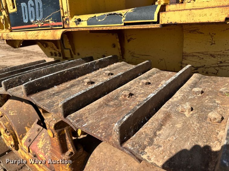 image for item DQ1371 1984 Caterpillar D6D  dozer