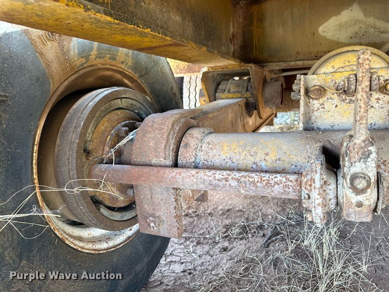 image for item DQ1372 1975 Load King  lowboy equipment trailer