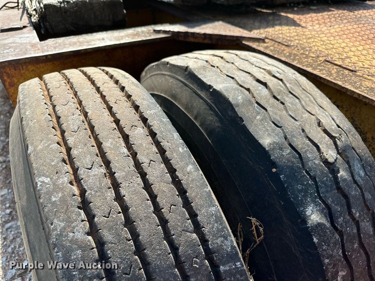 image for item DQ1372 1975 Load King  lowboy equipment trailer