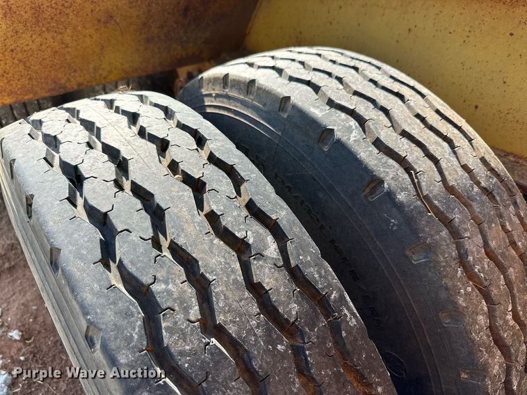 image for item DQ1372 1975 Load King  lowboy equipment trailer